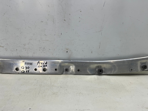 Belka zderzaka BMW 5 G30 G32 F90 G11 G12 G15 G16 17-24r. GÓRNE przednie wzmocnienie zderzaka chłodnic pas przedni przód 7357205