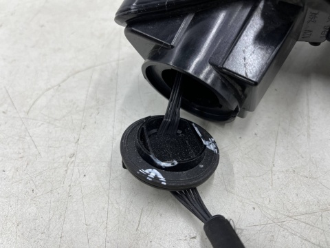 Lampa reflektor Peugeot 308 III T10 P5 21r.- prawy przedni LED DRL w zderzak światło do jazdy dziennej 9835230880