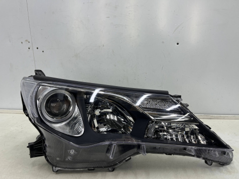 Lampa reflektor Toyota RAV4 IV 13-15r. przedlift PRAWA przednia soczewka prawy przód EUROPA NOWY zamiennik TYC 20-14255-26-2