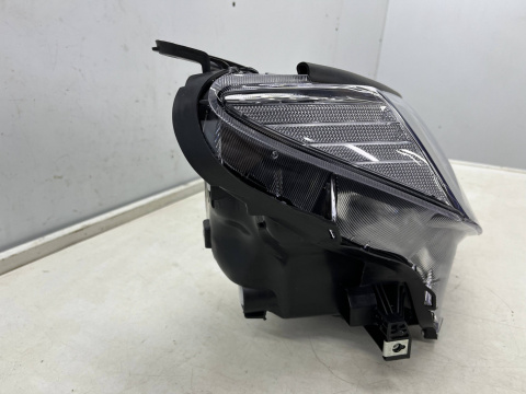 Lampa reflektor Toyota RAV4 IV 13-15r. przedlift PRAWA przednia soczewka prawy przód EUROPA NOWY zamiennik TYC 20-14255-26-2