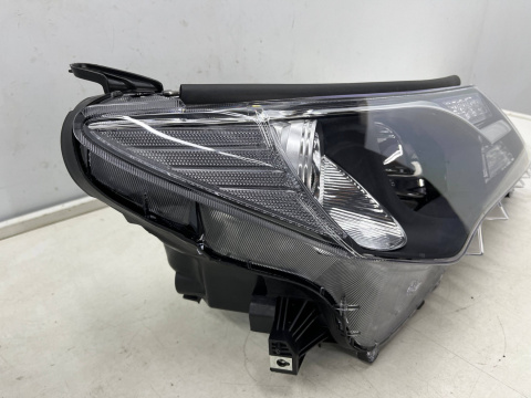 Lampa reflektor Toyota RAV4 IV 13-15r. przedlift PRAWA przednia soczewka prawy przód EUROPA NOWY zamiennik TYC 20-14255-26-2
