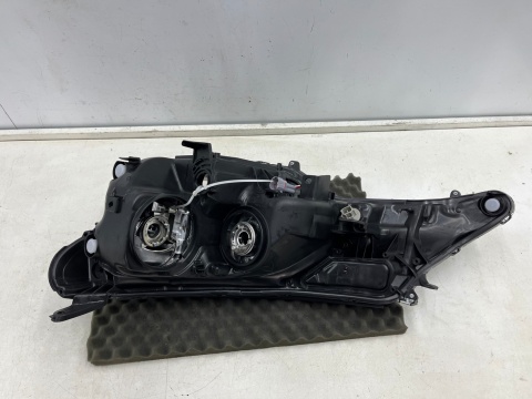 Lampa reflektor Toyota RAV4 IV 13-15r. przedlift PRAWA przednia soczewka prawy przód EUROPA NOWY zamiennik TYC 20-14255-26-2