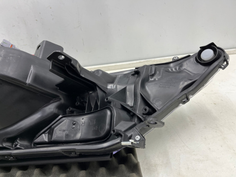 Lampa reflektor Toyota RAV4 IV 13-15r. przedlift PRAWA przednia soczewka prawy przód EUROPA NOWY zamiennik TYC 20-14255-26-2