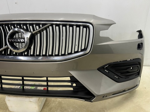 Zderzak przedni Volvo V60 S60 Cross Country 2 II 18r. przód spryski 31690589