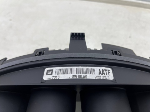 Licznik Opel Insignia A 08-13r. 2.0 CDTi zegary obrotomierz prędkościomierz wskaźnik wyświetlacz 13327313