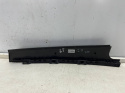 Listwa VW Golf 7 VII 12-20r. lewa tylna środkowa nakładka osłona słupka drzwi połysk lewy tył 5g6839901a
