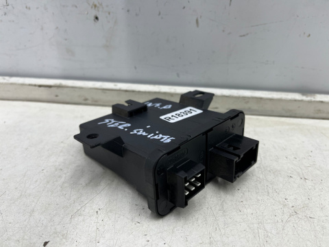 Moduł świateł Opel Insignia Astra J 08-17r. sterownik świateł xenon ksenon komputer 13326599