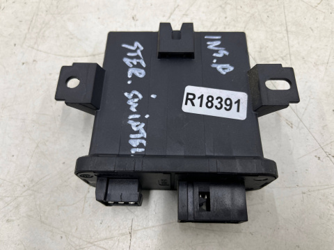 Moduł świateł Opel Insignia Astra J 08-17r. sterownik świateł xenon ksenon komputer 13326599