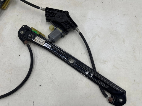 Podnośnik szyb VW Golf 7 VII 12-20r. lewy przedni mechanizm podnoszenia szyb elektryczny silniczek lewy przód 5g4837461g