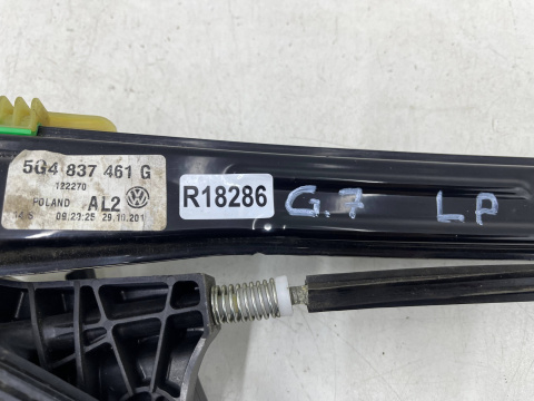 Podnośnik szyb VW Golf 7 VII 12-20r. lewy przedni mechanizm podnoszenia szyb elektryczny silniczek lewy przód 5g4837461g