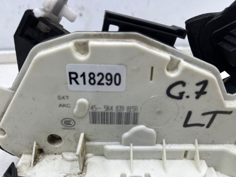 Zamek drzwi VW Golf 7 VII 12-20r. LEWY tylny zamek drzwi linka 7 pin lewy tył Europa 5k4839015r