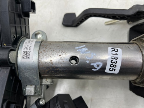 Kolumna kierownicza Opel Insignia A 08-17r. stacyjka kluczyk krzyżak regulacja blokada EUROPA 