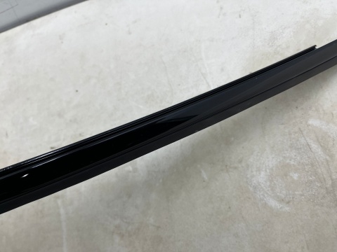 Listwa Audi A5 II 8w F5 Sportback 5D 16r.- lewa boczna nakładka dachu karoseryjna ozdobna obramówka szyb Gloss black 8w8853703c