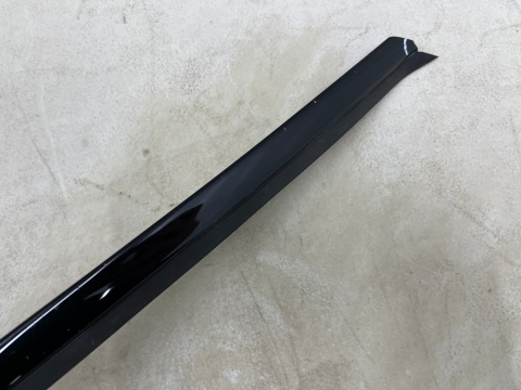 Listwa Audi A5 II 8w F5 Sportback 5D 16r.- lewa boczna nakładka dachu karoseryjna ozdobna obramówka szyb Gloss black 8w8853703c