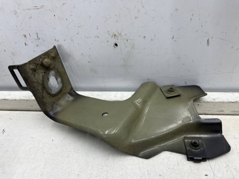 Mocowanie błotnika Opel Insignia A 08-13r. lewe przednie mocowanie błotnika wspornik podpora lewy przód 