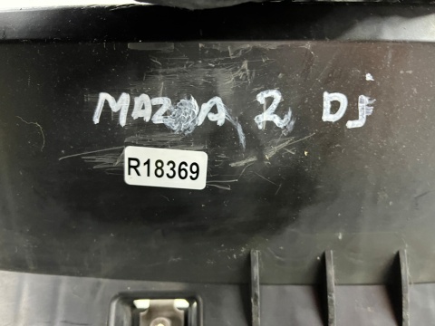 Osłona pod zderzak Mazda 2 III DJ DL 14-19r. przednia płyta dolna podwozia pod silnik da6a500s1