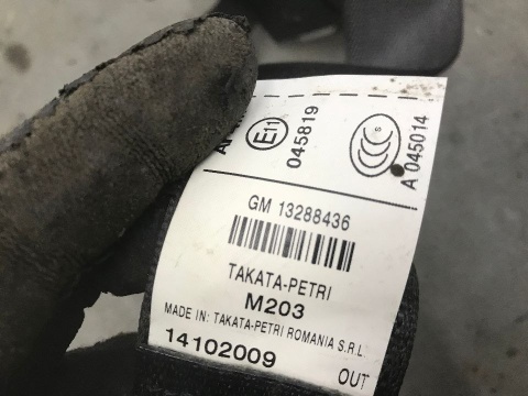 Pas bezpieczeństwa Opel Insignia A 1 I HB sedan 08-17r. lewy prawy tył 13288436