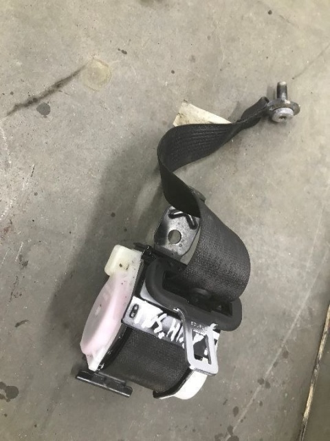 Pas bezpieczeństwa Opel Insignia A 1 I HB sedan 08-17r. lewy prawy tył 13288436