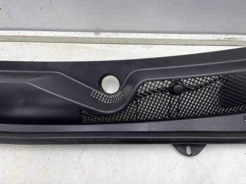 Podszybie Opel Insignia A 08-11r. górne listwa uszczelka KOMPLET Europa 13224209 13306079 13249990