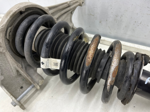 Amortyzator Tesla Model Y 20r.- PRAWY przedni mcpherson sprężyna mocowanie prawy przód 1288368-99-b