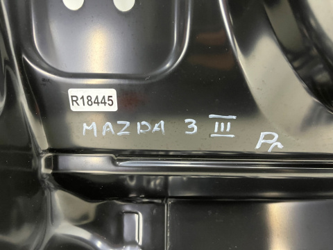 Ćwiartka Mazda 3 III BM BN 13-18r. prawy przedni próg poszycie NOWE ORYGINALNE prawy przód