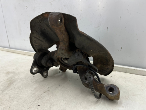 Zwrotnica Mercedes w168 A-klasa 97-04r. 1.7 CDi DIESEL PRAWA przednia piasta z czujnikiem ABS prawy przód