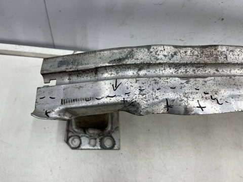 Belka zderzaka Audi TT II 8J 06-14r. przednie wzmocnienie zderzaka przód 8j0807109