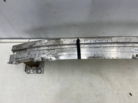 Belka zderzaka Audi TT II 8J 06-14r. przednie wzmocnienie zderzaka przód 8j0807109