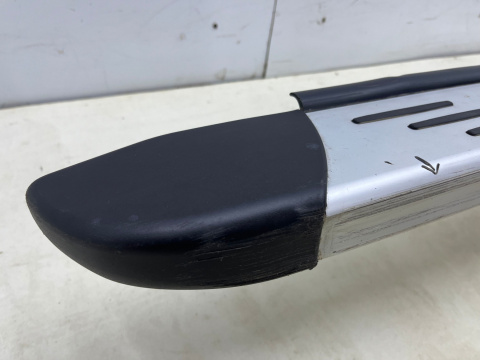 Nakładka progu Renault Captur 2 II 19r.- Mitsubishi ASX 2 II 23r.- PRAWY stopień zewnętrzny oryginalny PRÓG mz315387