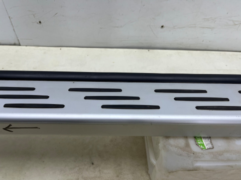 Nakładka progu Renault Captur 2 II 19r.- Mitsubishi ASX 2 II 23r.- PRAWY stopień zewnętrzny oryginalny PRÓG mz315387