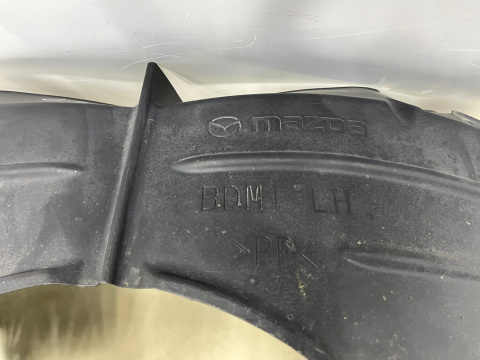 Nadkole Mazda 3 IV BP 19r.- LEWE przednie ORYGINALNE lewy przód bdmt