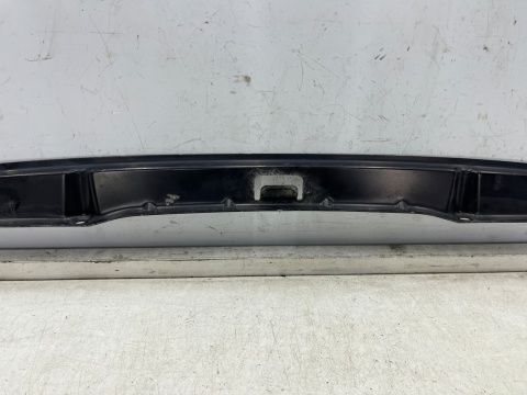 Ślizg Mitsubishi Colt VI 6 Z30 5Drzwi 04-12r. ŚRODKOWE tylne mocowanie wspornik uchwyt zderzaka tył