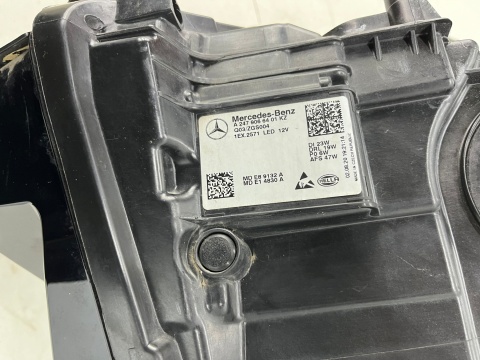 Lampa reflektor Mercedes GLA II H247 19-23r. PRAWA przednia FULL LED 4 pin prawy przód a2479066401