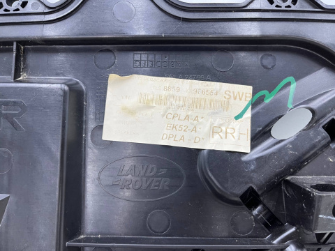 Plastik Range Rover Sport II L494 13-17r. prawa tylna osłona zaślepka wewnętrzna wnęki drzwi prawy tył cpla-24766-ac