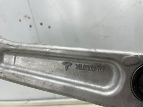 Wahacz Tesla Model Y 20r.- PRAWY LEWY przedni wahacz dolny zawieszenia NOWY oryginalny prawy lewy przód 1188341-00-c