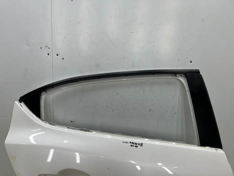 Drzwi Mazda 3 III BM 13-18r. HB Hatchback prawe tylne prawy tył BJS772010