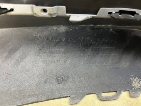 Zderzak przedni Mercedes W205 C-Klasa CKlasa 14-18r. przedlift przód A2058800125