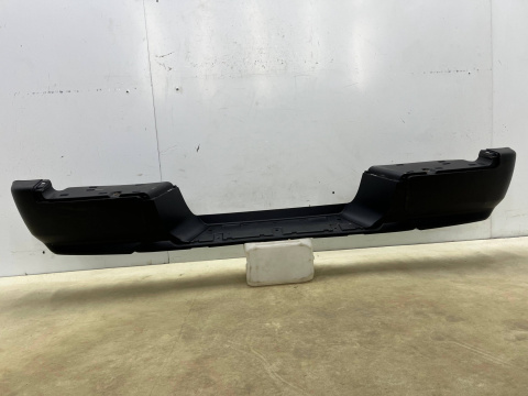 Zderzak tylny Mitsubishi L200 5 V 19r.- Lift tył tylne wzmocnienie belka 6410D647ZZ