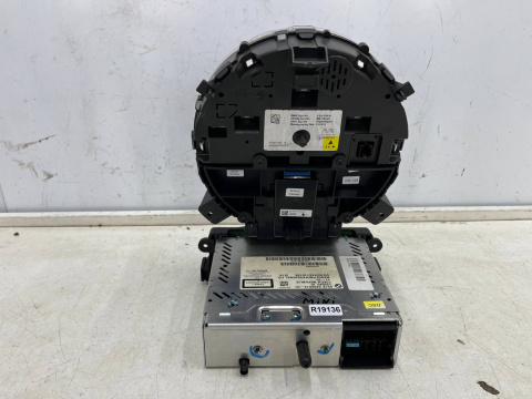 Licznik Mini Cooper One Clubman R55 R56 R57 R58 R59 R60 R61 07-14r. zegary RADIO CD wyświetlacz 9232430