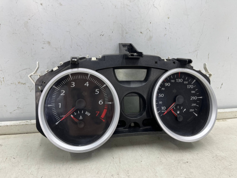 Licznik Renault Megane 2 II 02-09r. 1.6b benzyna zegary obrotomierz prędkościomierz wskaźnik wyświetlacz 8200408790F