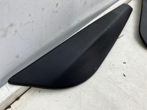 Listwa zderzaka Mazda 2 II DE DH 07-12r. nakładki dodatkowe ochronne na tylny zderzak oryginalne KOMPLET