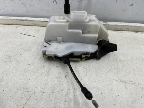 Zamek drzwi Renault Megane 2 II 02-09r. LEWY przedni zamek drzwi linki 4pin lewy przód 027776