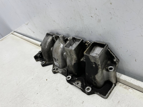 Kolektor ssący Renault Megane 2 II Scenic 2 II 02-09r. 1.6 16V benzyna 8200329496