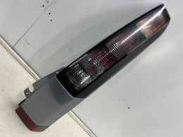 Lampa Opel Meriva A LIFT 05-10r. PRAWA tylna czarna w błotnik z narożnikiem z163 oryginalna prawy tył 13196001