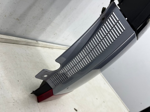 Lampa Opel Meriva A LIFT 05-10r. PRAWA tylna czarna w błotnik z narożnikiem z163 oryginalna prawy tył 13196001