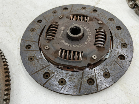 Sprzęgło Opel Meriva A Corsa C Astra H 03-10r. 1.4 benzyna tarcza docisk koło zamachowe KOMPLET R90232334 55568083