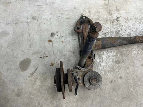 Belka zawieszenia Opel Meriva A 03-10r. tylna oś kompletna wózek zwrotnice amortyzatory