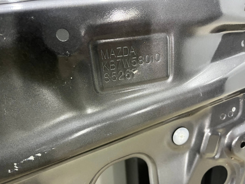 Drzwi Mazda CX-5 CX5 2 II 17r.- prawe przednie prawy przód KB7W58010