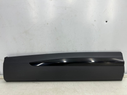 Listwa MG Rising Marvel R 2021r.- prawa tylna dolna nakładka drzwi prawy tył 10365418