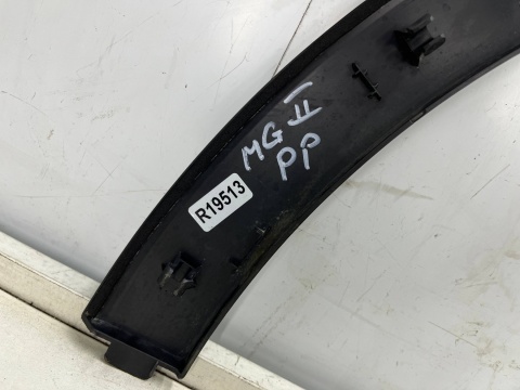Listwa MG ZS II 24r.- PRAWY przedni rant nadkola błotnika zderzaka nakładka prawy przód 11410363